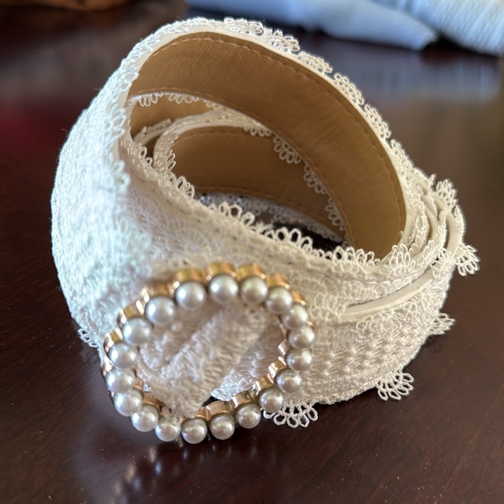 Lace Belt With Pearl Round Buckle New L - XL color off white